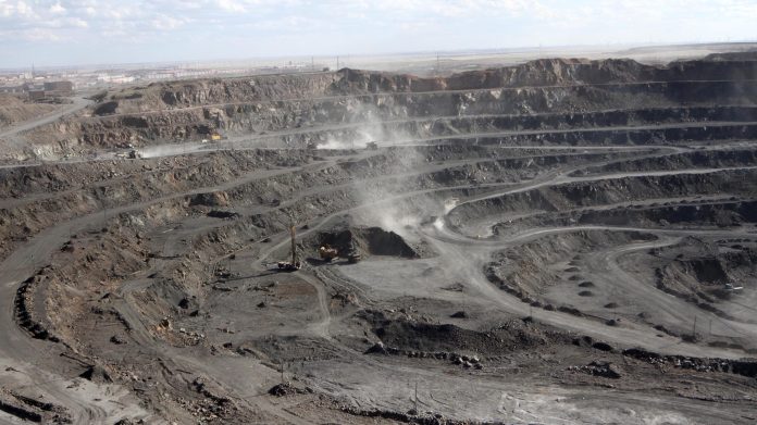 China restringe exportaciones de minerales raros a EE.UU