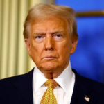 EE UU moviliza a Medio Oriente el portaaviones que desplegó frente a Venezuela