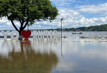 Río Orinoco alcanza la alerta roja en Ciudad Bolívar: más de 600 familias permanecen afectadas Río Orinoco alcanza la alerta roja en Ciudad Bolívar: más de 600 familias permanecen afectadas