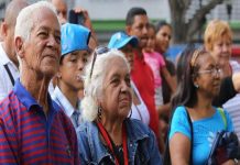 Empresarios de Nueva Esparta buscan impulsar economía plateada