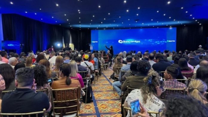 Banca y negocio Banca y negocio