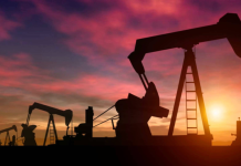 Bloomberg: Operadores petroleros recurren a estrategias de menor riesgo ante incertidumbre en Rusia y Venezuela