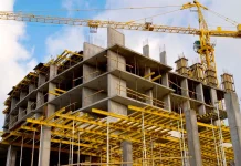 Sector privado desarrolla más de 37% de las construcciones en el país