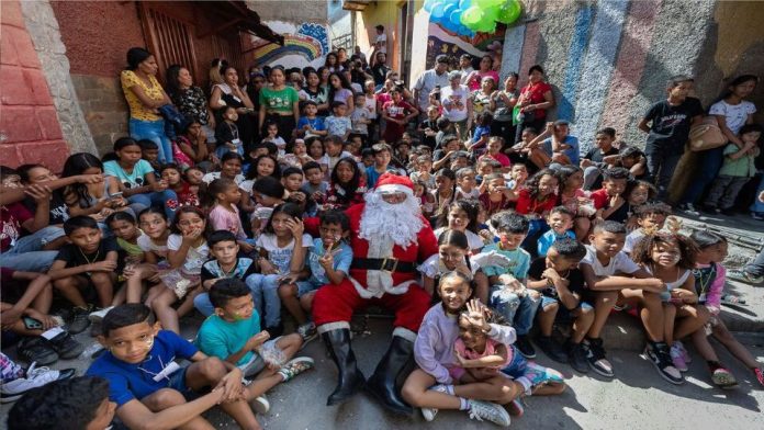 Un Juguete, una Buena Noticia prepara su 9.ª entrega de juguetes en Mariche Un Juguete, una Buena
