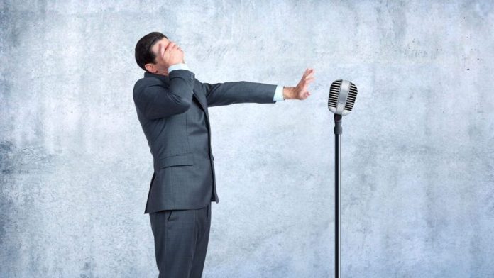 Oratoria Escénica: El método que fusiona teatro, comunicación y crecimiento personal Oratoria Escénica