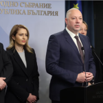 Parlamento de Bulgaria aceptó la dimisión del Gobierno y abre la puerta a elecciones