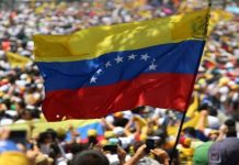 En la búsqueda de la democracia: Retos y aprendizajes Democracia