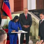 Presidenta Rodríguez promulga Ley de Amnistía: Hay que saber pedir perdón y saber recibir perdón