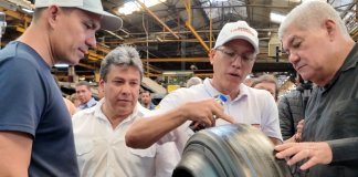 Parque Industrial Caucho presenta el neumático que da inicio a su plan de recuperación