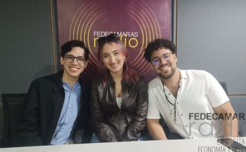 Sonda: Plataforma de Inteligencia Social para el estudio de redes sociales Foto: Deniver Peña/ José A Coa CEO de Sonda, Victoria Paéz, Gerente de marketing y Samuel Baranenko, especialista en ciencia de Datos Conductuales