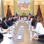 Presidenta (E) Delcy Rodríguez se reunió con misión diplomática que representará a Venezuela en EEUU