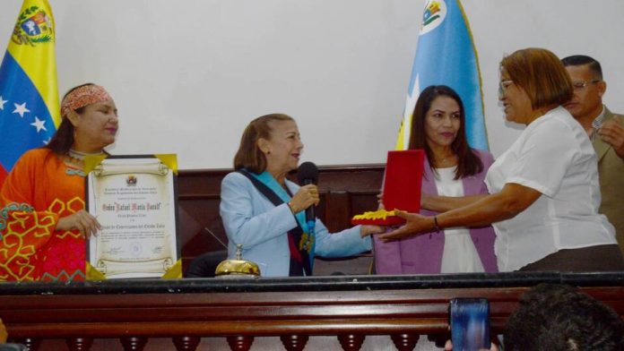 Entrega de la Orden Rafael María Baralt
