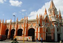 Los siete templos con historia: La ruta que redescubrió la Caracas de los santos