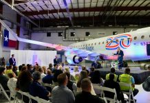 American Airlines empleará avión que conmemora la independencia de EE UU para reanudar vuelos a Venezuela