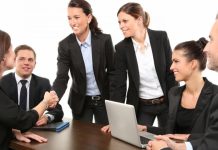 El liderazgo y negociación: El poder de «creerse capaz» para lograr el éxito Liderazgo