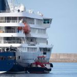 Un total de 94 pasajeros de 19 nacionalidades desembarcaron del Hondius en Tenerife