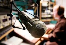 A 100 años de su nacimiento, la radio venezolana busca estabilidad jurídica