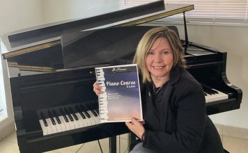 Educadora zuliana lanza en EE. UU. método de piano para adultos mayores